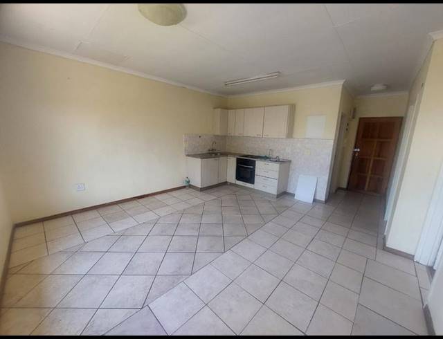 2 BEDROOM APARTMENT FOR SALE IN GREENHILLS EXT 3